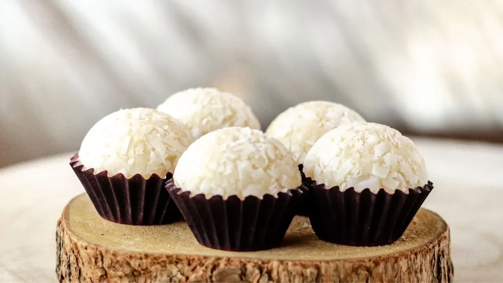 Brigadeiro branco com damasco