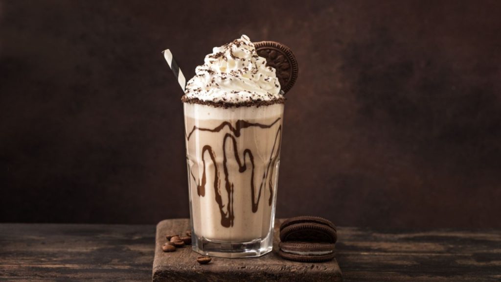 Milk-shake de chocolate crocante