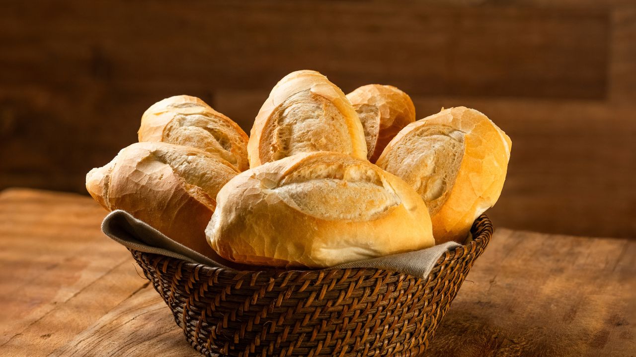 Pão francês folhado