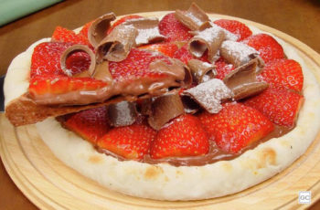 Pizza de morango trufada: a sobremesa perfeita para o seu próximo jantar