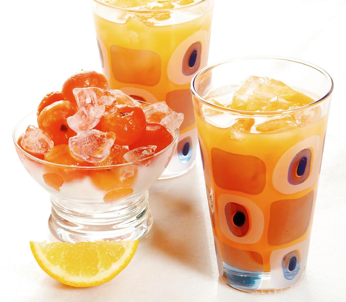 Suco de acerola e laranja