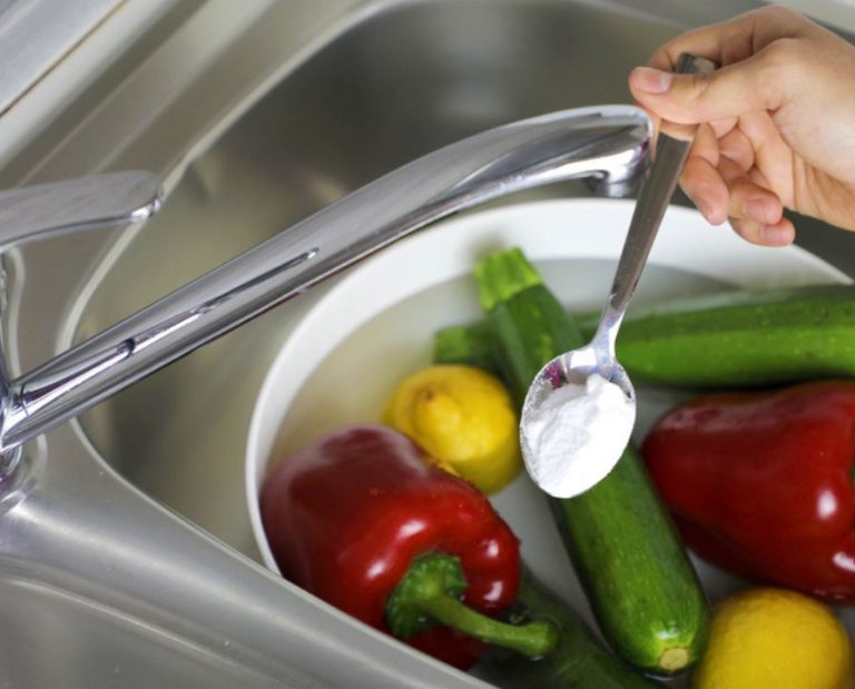 Veja a maneira correta de higienizar frutas, legumes e verduras após a compra