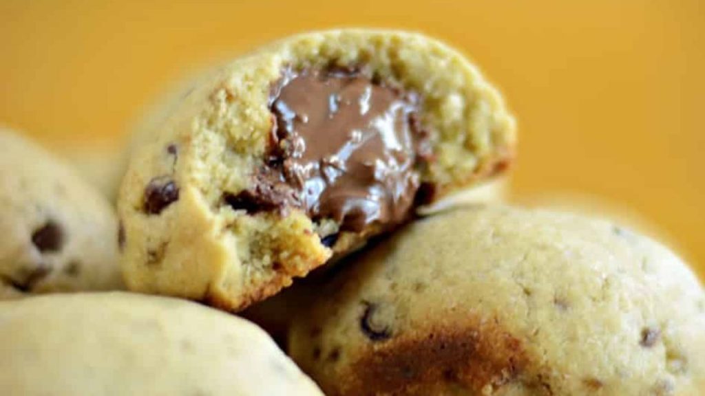 Cookie crocante recheado com Nutella®