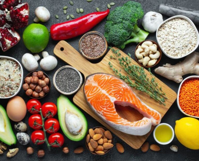 Entenda quais são os alimentos inflamatórios ao seu corpo e os anti-inflamatórios
