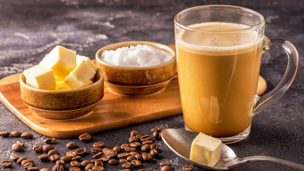 O Bulletproof Coffee uma opção saudável de deixar seu café mais gostoso