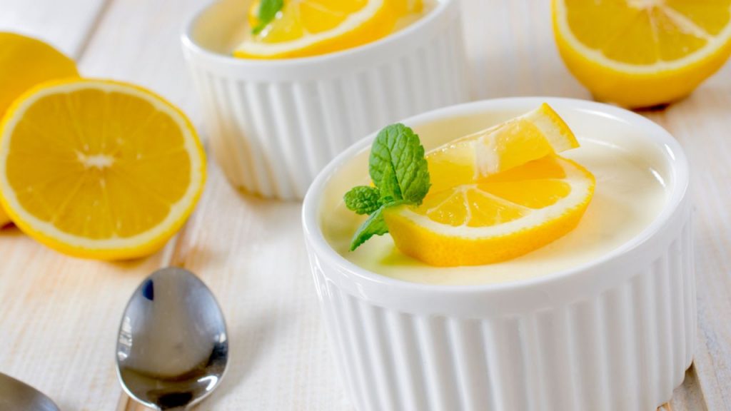 Mousse de limão siciliano é uma das sobremesas sofisticadas e rápidas para o dia das mães