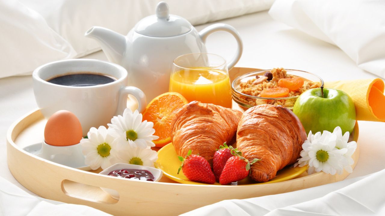 Café da manhã na cama: 10 receitas que não podem faltar