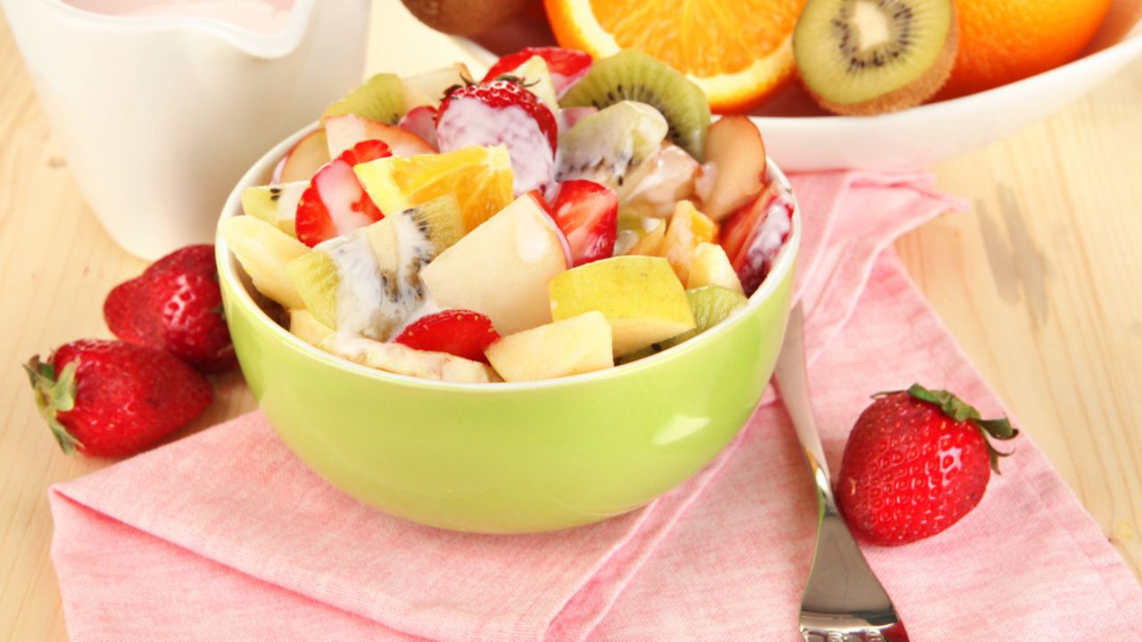 Salada de fruta com iogurte 