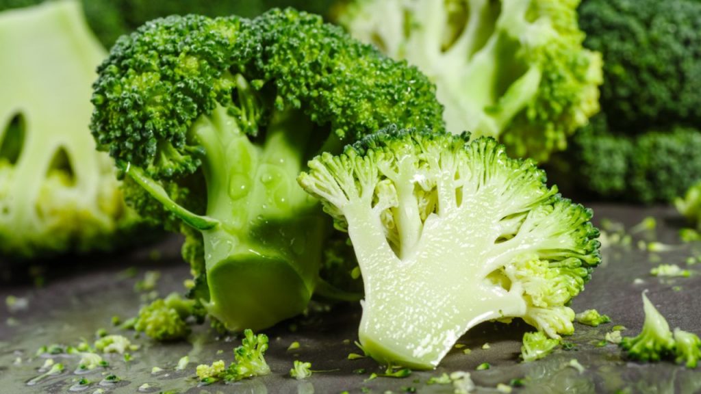 Como escolher o melhor brócolis da feira