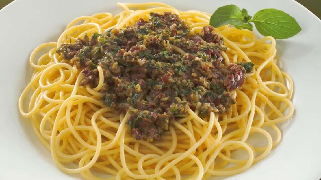 Espaguete mediterrâneo